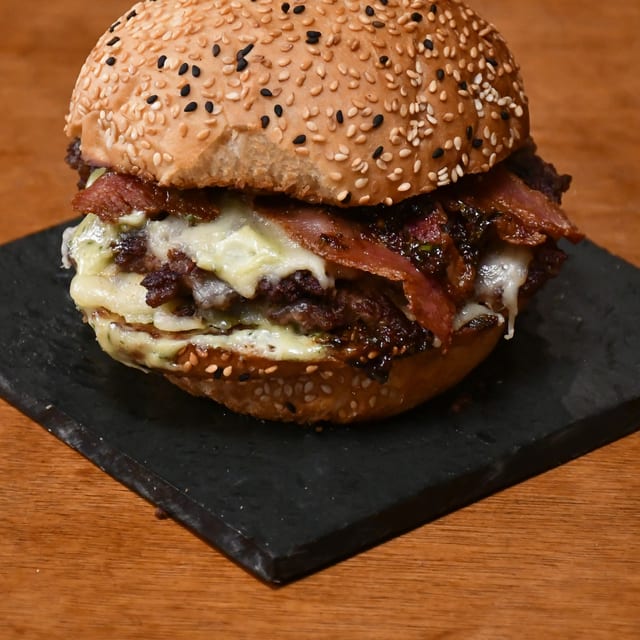 Black & Blue Burger.